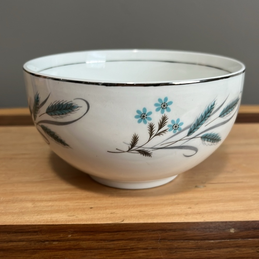 Johnson Bros Snowhite cream and sugar bowls